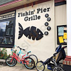 Fishin' Pier Grille South outside