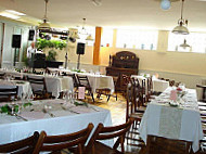 L'auberge Du Petit Bonheur food