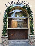 Osteria Parlascio outside