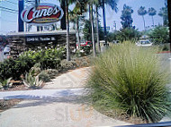 Raising Cane's Chicken Fingers outside