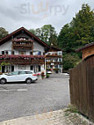 Gasthof Fraundorfer outside