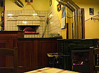 Pizzeria Lo Sghello inside