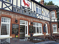 The Red Lion outside