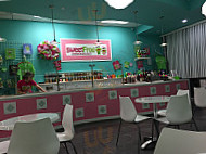 Sweetfrog inside