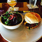 Farnam House Brewing Company food