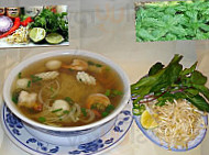 Pho 808 food