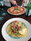 Mamma Trattoria food