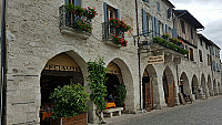 Restaurant Italien des Arcades outside