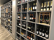 La Boutique Du Vin food