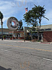 Bellflower Bagels And Java outside