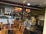 Daily Harvest Cafe  inside