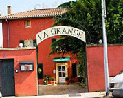 La Grande outside