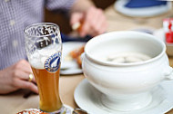 Weißbräu Huber food