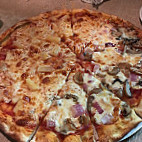 Big Ed's Pizza food