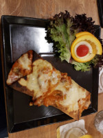 Pizzeria Romantica food