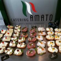 Catering Amato food