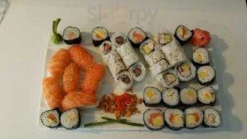 Ici Sushi food