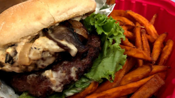 Red Robin Gourmet Burgers And Brews food