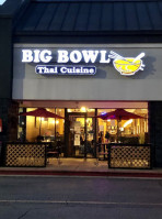 Big Bowl Thai Cuisine inside