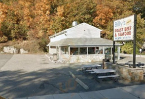 Billy's Famous Roast Beef outside