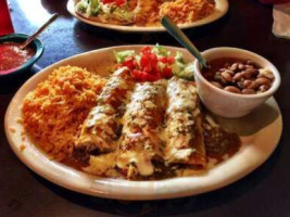 Los Vaqueros Cafe Grill food