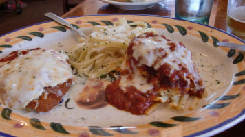 Olive Garden food