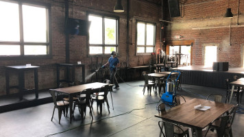 Railgarten inside