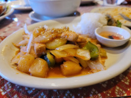 Lemon Grass Thai Cuisine food