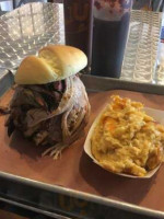 Steel City Smokehouse food