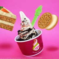 Menchie's Frozen Yogurt Parkville food