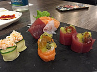 Koii Sushi food