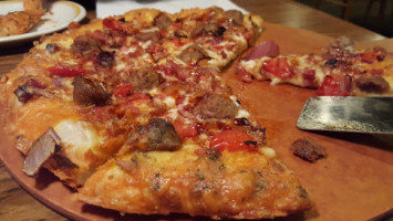 Pizza Hut food