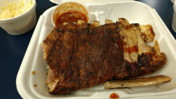 Whitt's Barbecue food