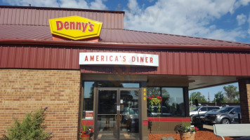 Denny's outside