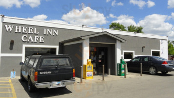 Wheel Inn outside