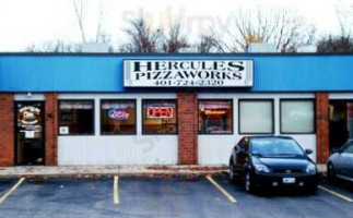 Hercules Pizza Works outside