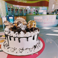 Menchie's Frozen Yogurt food