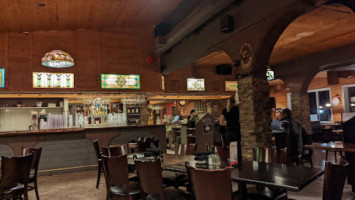 Neebing Road House inside