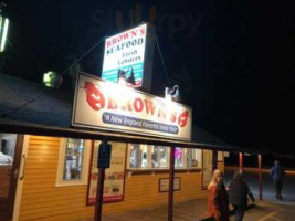 Brown's Seabrook Lobster Pound inside