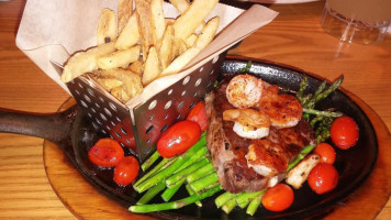 Chili's Grill Bar Pearland food