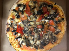 Pizza italiana da michele food