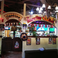 Mama Juanita's inside