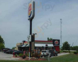 Burger King outside