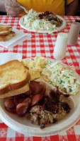 Hog Wild Pit -b-q food