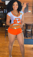 Hooters Lubbock food