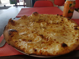 La Boite A Pizza food