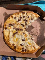 Domino's Pizza food