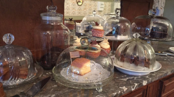 La Vienne Tearoom, Cafe British Pantry food