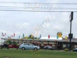 Sonic Drive-in outside