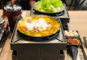 Boiling Point Fèi Diǎn food